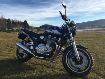 YAMAHA XJR 1300 - 7