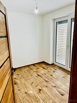 ZNÍŽENÁ CENA 4. izbová novostavba 482m2, HE - 7