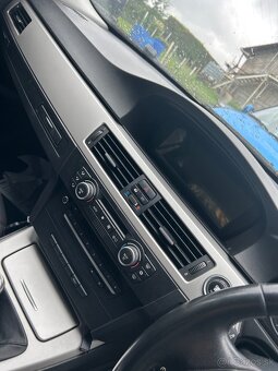 Bmw e91 318d 105kw GB bez motora. - 7