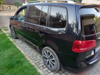 Volkswagen Touran - 7