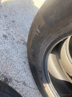 Predám pneu 215/60 - 7