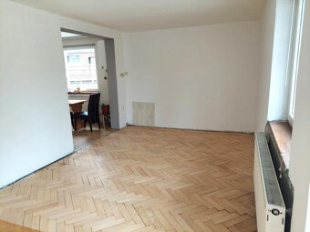 PREDAJ 3 - IZBOVÝ TEHLOVÝ BYT BLÍZKE CENTRUM MESTA - 7