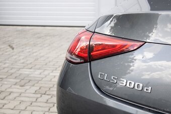 Mercedes-Benz CLS 300 d A/T - 7