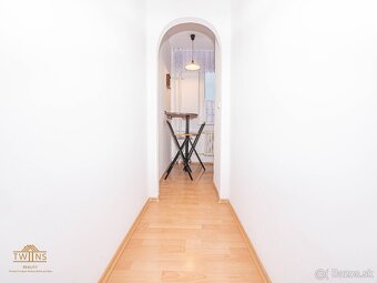 Prenajmeme 2 izbový byt v Petržalke oproti ekon.univerzity, - 7