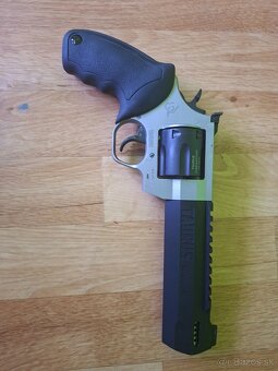 Taurus riging hunter 44 mag - 7