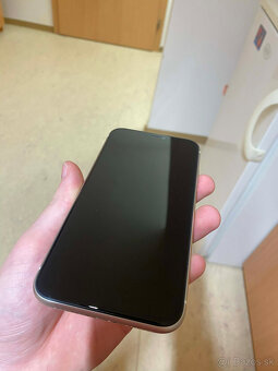 Iphone 11 128 GB Biely - 7