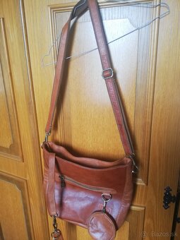Dámska kožená kabelka - 7