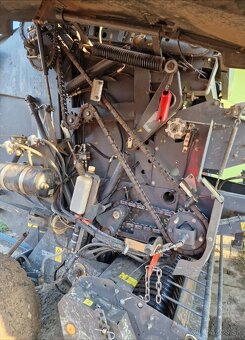 Lis na guľaté balíky Claas Variant 385 RC - 7