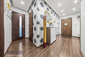 PLUS REALITY| Trojizbový byt s loggiou v DS na predaj - 7