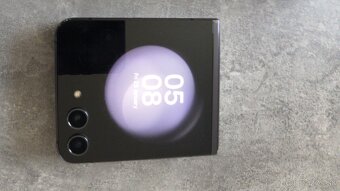 Samsung Galaxy Z Flip 5  512 GB - 7