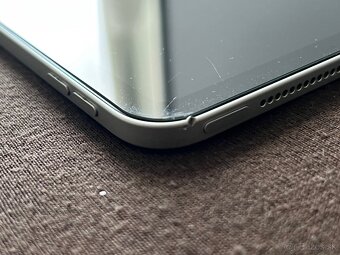 POKAZENÝ Apple iPad Pro 4 gen 12,9” 256gb - 7