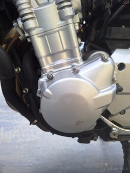 Suzuki Bandit gsf1250s - 7