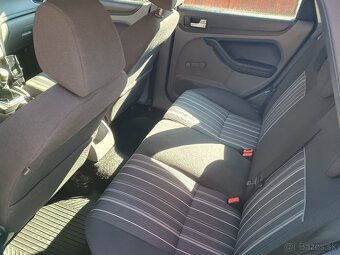 Predám Ford FOCUS combi1.6 TDCi econetic - 7