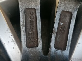 Elekrotny R17 5x112 7Jx17 ET45 - 7