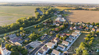 BOSEN | Ideálny pozemok s projektom na 3 izbový dom, SC - 7