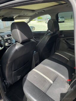 Ford Kuga 2.0tdci 120kw A/T - 7