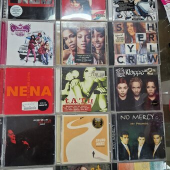 CD-čka...TAKE THAT,CAUGHT IN THE ACT,BACKSTREET BOYS.... - 7