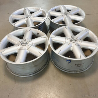 Hliníkové Nissan disky 5x114,3 R18 7,5J ET35 - 7