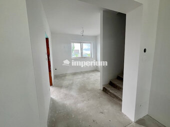 Rovinka -predaj 4 izbový byt so záhradkou. - 7