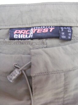 Dámske capry šortky Hilfiger a Protest - 7