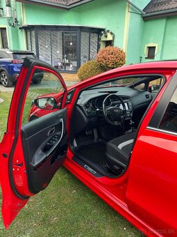 KIA CEED SPORTS GT-line 1,6 - 100KW - 7