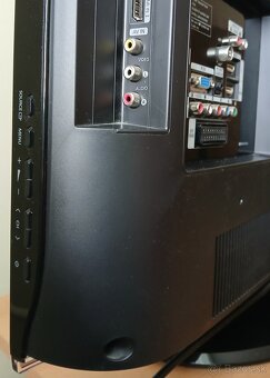 TV Samsung LCD LE32B450 - 7