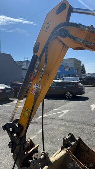 JCB 19C-1 - 7
