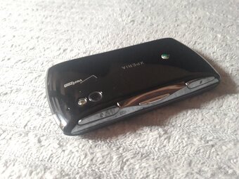 Sony Ericsson Xperia Play Z1i R800i - 7