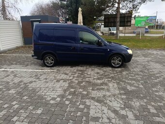 Predám Opel Combo 1.7 DTI rv 2004 55kw - 7