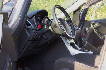 Opel Astra 1.7 CDTI ECOTEC 125k cosmo + zimné pneu - 7