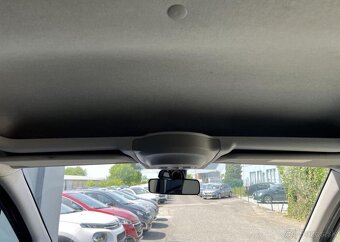 Citroën Berlingo 1.6HDi 7MÍST KLIMA TAŽNÉ nafta manuál 68 kw - 7