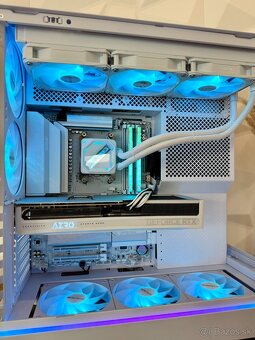 ⭐️ Ryzen 7 9800x3D, RTX 5080 16GB, 64GB RAM, 2TB, 1200W - 7