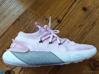Bežecké topánky Under Armour veľkosť EUR 40, 25,5cm - 7