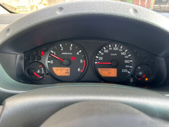 Nissan NAVARA 2,5 Dci - 7