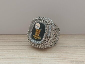 Prstene NBA World Champions - 7