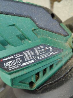 kosacka Riwall Pro REM 3310i + strunova kosacka Parkside AKU - 7