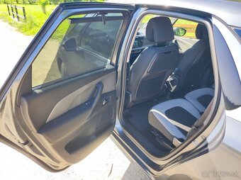 Predám rodinné auto Citroen C4 Picasso 2015 - 7