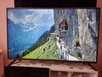 Predám LED TV LG 43LK5100PLA Full HD - 7