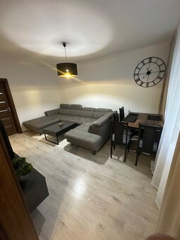 Prenájom slnečného 2 izboveho bytu - 7