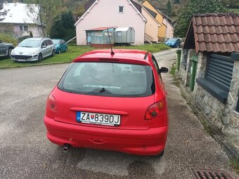 Predám Peugeot 206 - 7