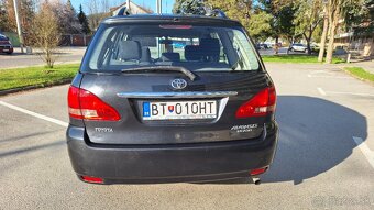 Toyota Avensis Verso,2.0 D 85 kw - 7