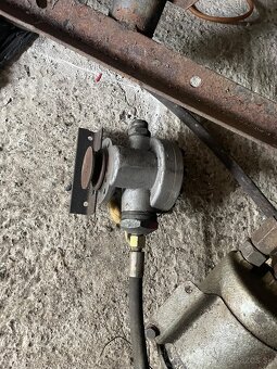Predam trakrik domácej vyrobi 4x4 zadok hydraulický aj vleck - 7