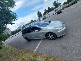 Predám peugeot 307 - 7