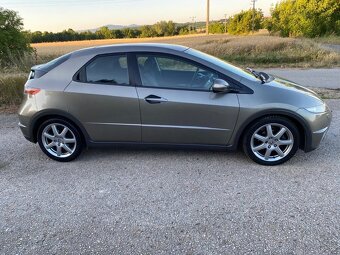 Civic 2.2 CDTI - 7