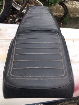 Sedadlo na Kawasaki KZ 650 (Z650) 1977 - 1979 - 7