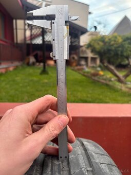 Pirelli P zero 245/40/18 letné - 7