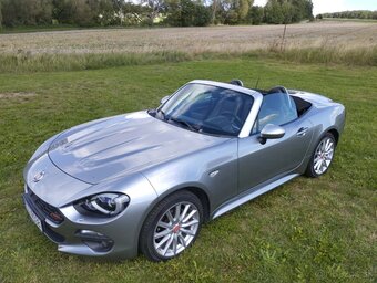 Fiat 124 Spider Kabriolet - 7