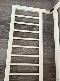 Zábrana na posteľ drevená biela - 7