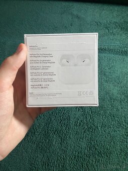 Apple AirPods 2 pro - 7