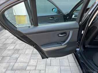 Predám BMW 325d E90 2007 - 7